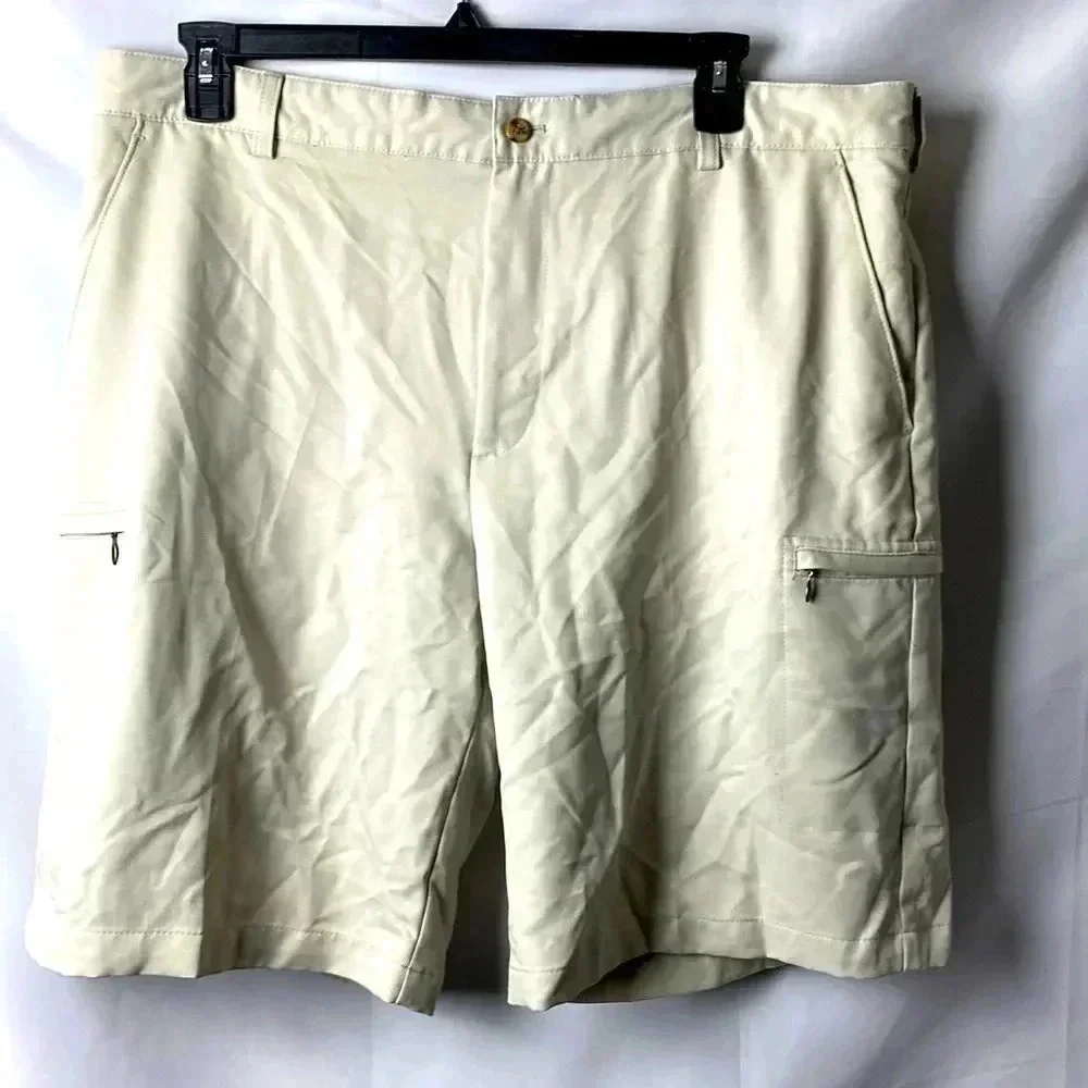 IZOD GOLF CLASSIC MENS SIZE 40 LIGHT TAN GOLF SHORT‎ GOOD CLEAN CONDITION